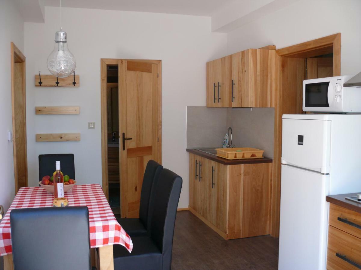 Sára Apartman Heviz Bagian luar foto